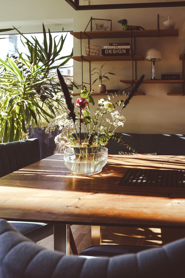 Ikebana Vase von Fritz Hansen | „Ikebana“ ist ein japanischer Begriff und bezeichnet die Kunst des Blumenarrangierens