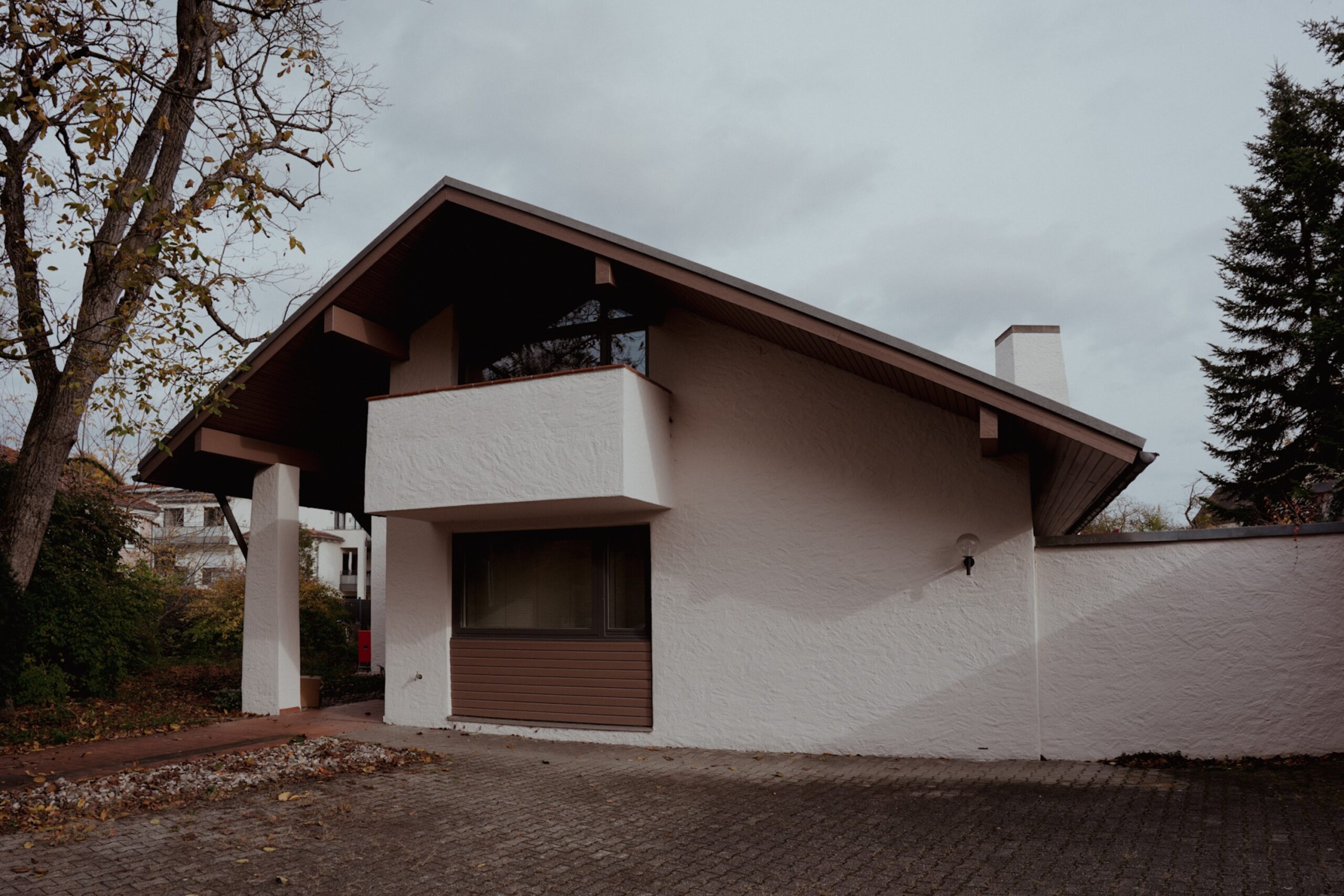 DSC08457 (1) (Custom)